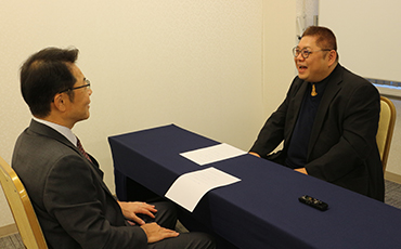 居住在東京的所有者 Seki 兼 CEO 中島 厚己